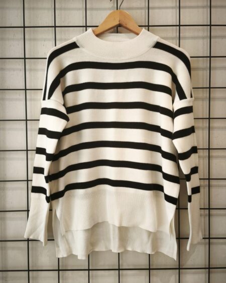 Art #02 Sweater Bremer